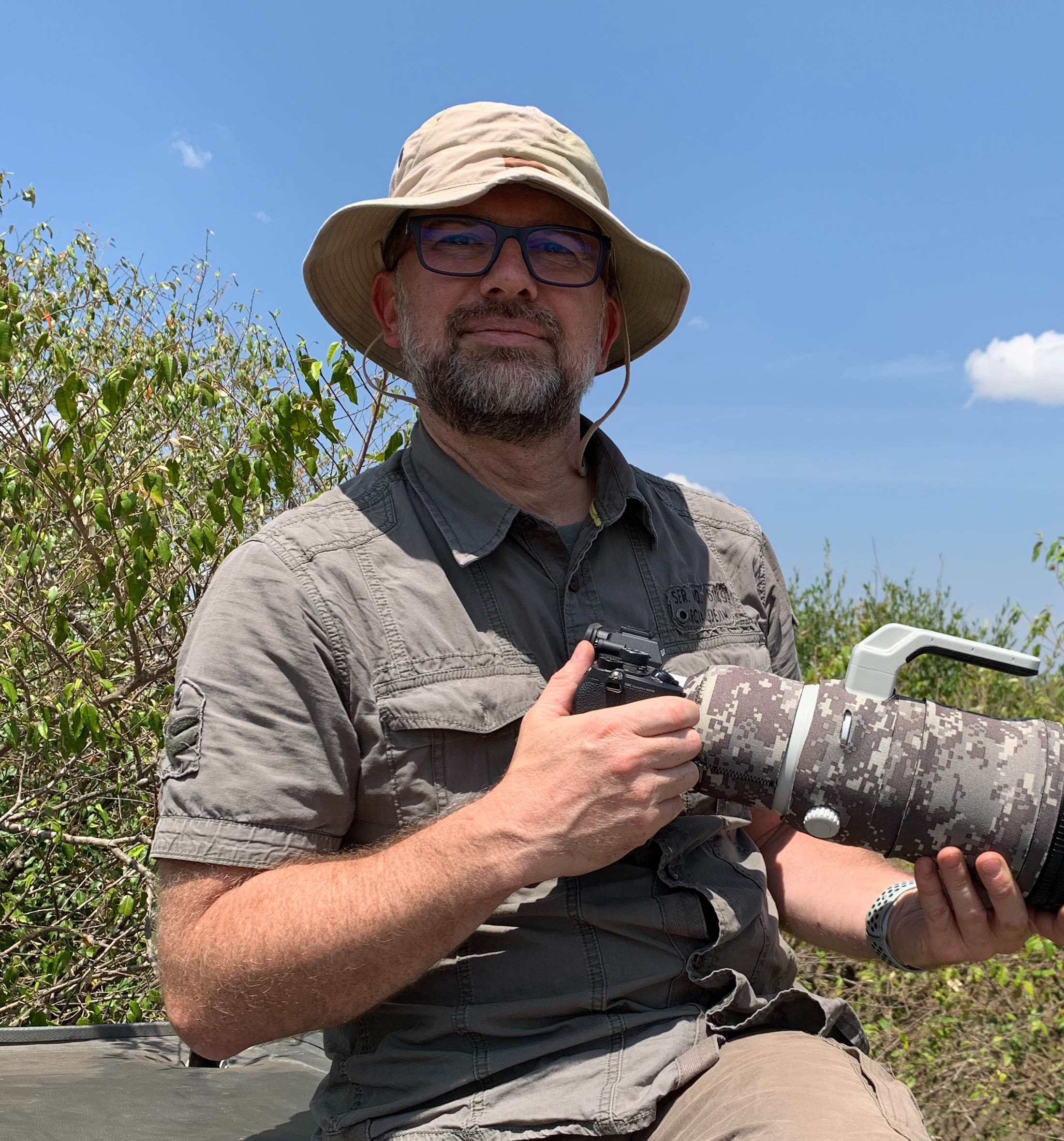 Christophe Vasselin photographing wildlife
